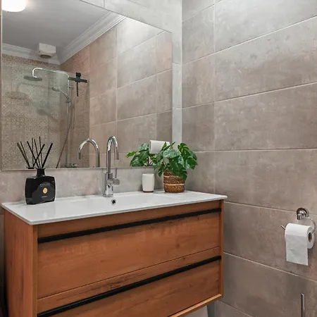 La Fragata Port Apartment